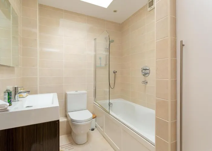 Spectacular 2 Bedroom With Sunny Garden & Terrace Dublin